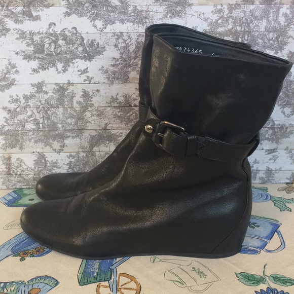 Stuart Weitzman black leather wedge heel boots - Picture 3 of 8
